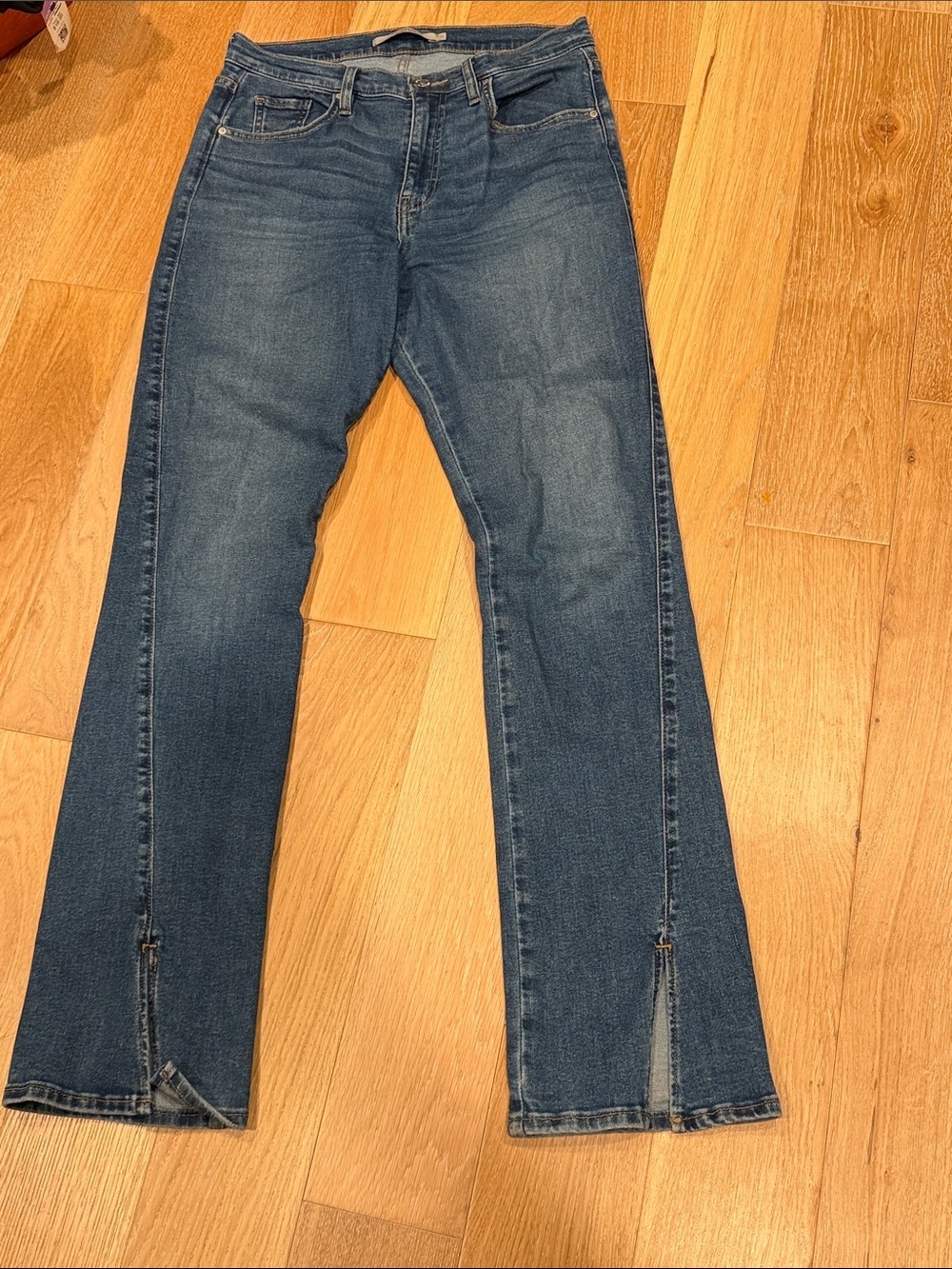 Hudson Barbara split cuff Bootcut Denim in Medium Blue Wash 29